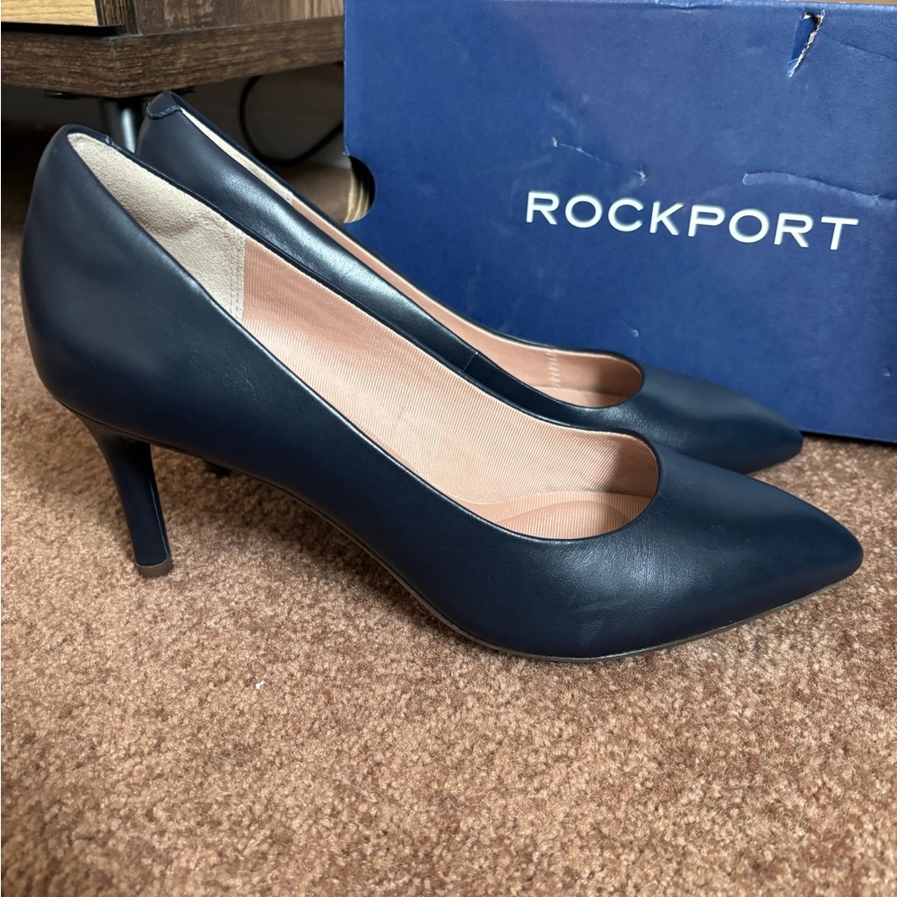 Rockport Navy Plain Pumps